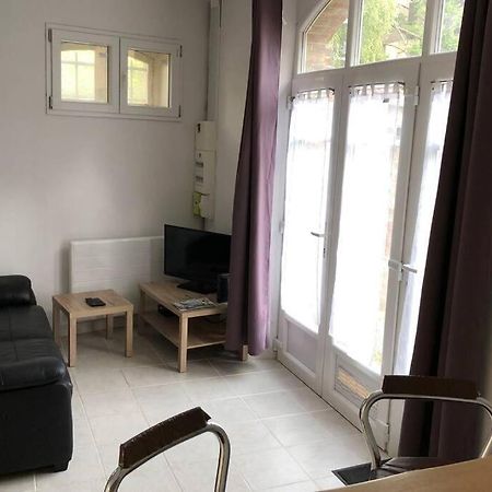 Studio Sympathique Proche De La Gare Et L'Hopital مونتراو-فاولت-يون المظهر الخارجي الصورة